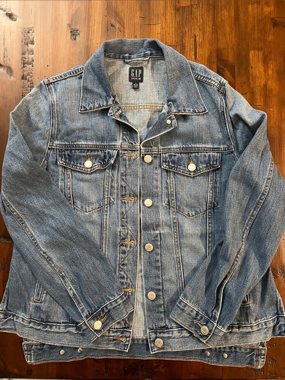 GAP Side-Slit Denim Jacket | High-Low Hem | Like New